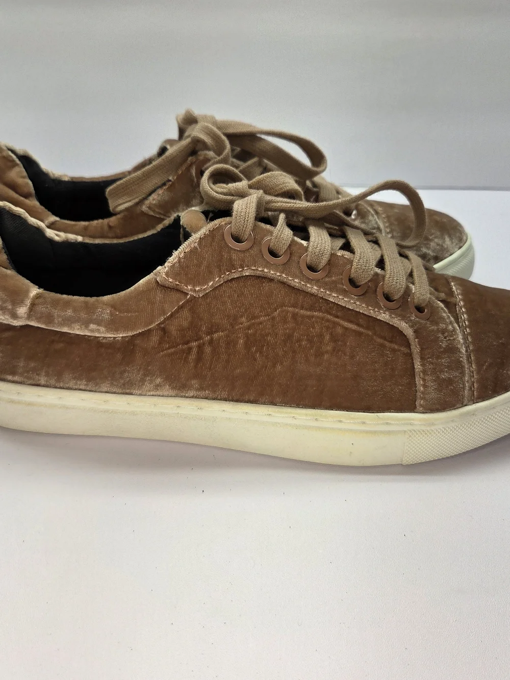 Rebecca Minkoff Bleecker Too Crushed Velvet Sneakers – Blush/Rose Size 8.5 New